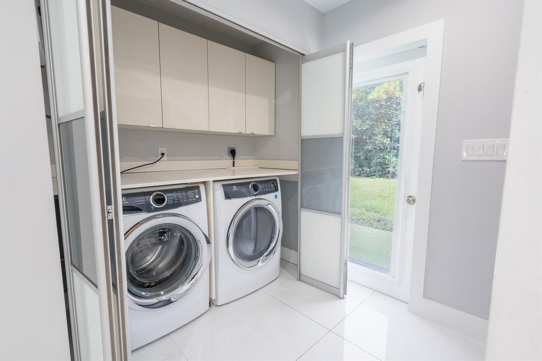 Washer/Dryer
