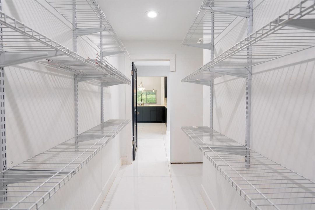 KitchenPantry