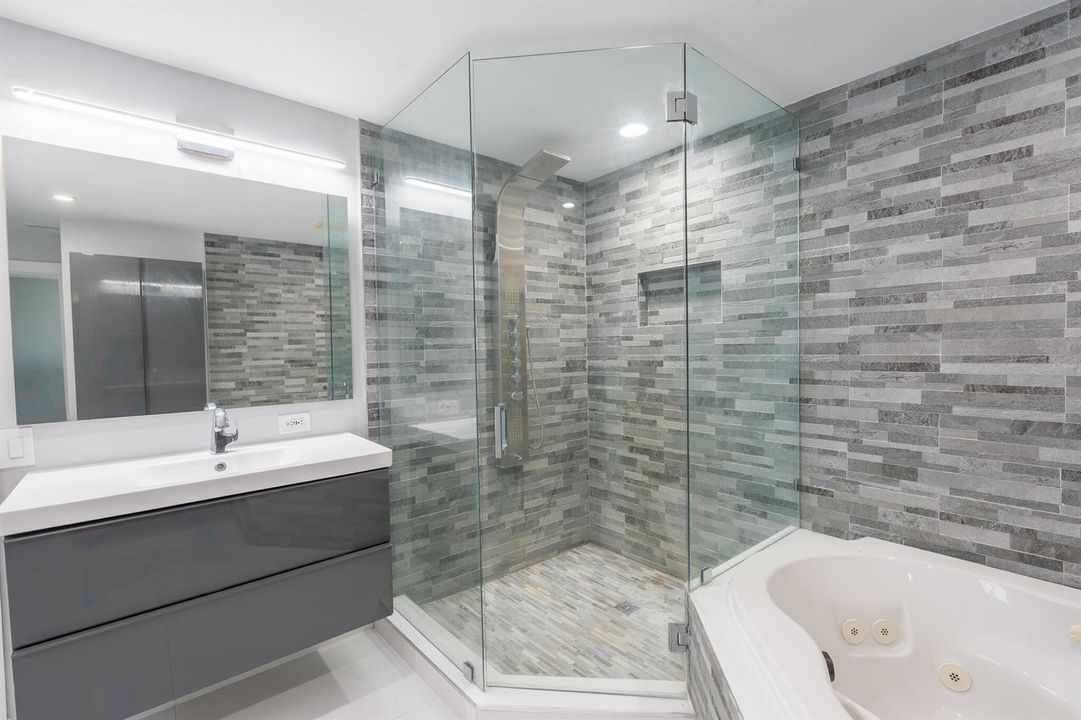 1st Floor Shower