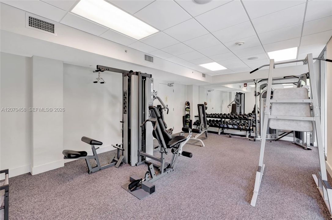 For Rent: $5,500 (2 beds, 2 baths, 1172 Square Feet)