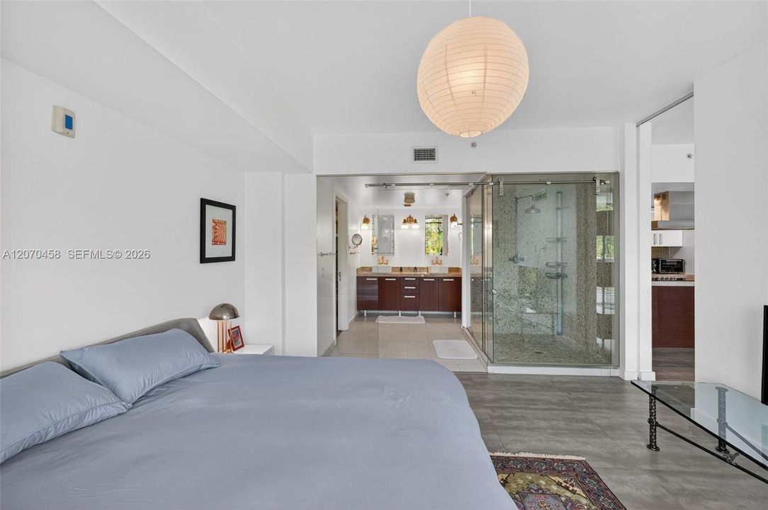For Rent: $5,500 (2 beds, 2 baths, 1172 Square Feet)