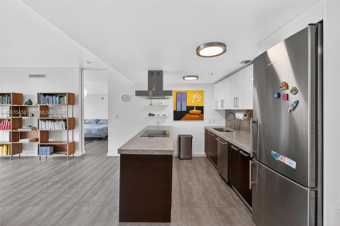 For Rent: $5,500 (2 beds, 2 baths, 1172 Square Feet)