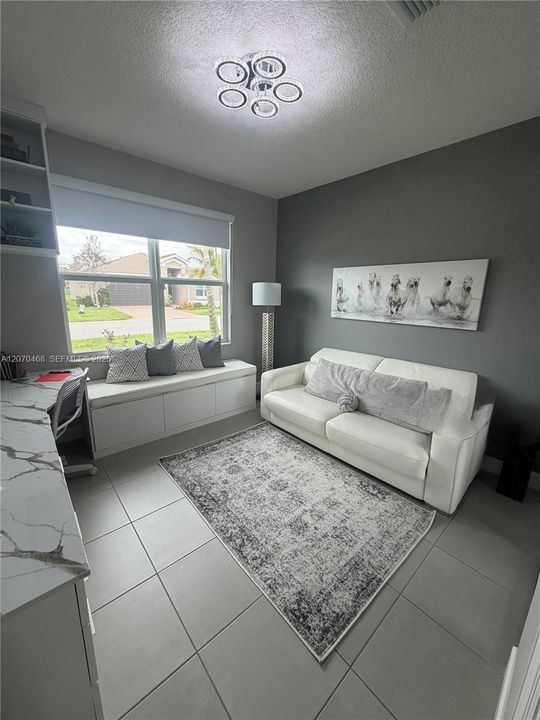 Guest Bedroom/Office