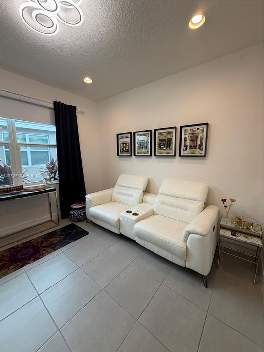 En Renta: $4,500 (3 camas, 2 baños, 1753 Pies cuadrados)