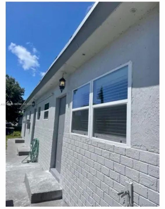 For Rent: $1,600 (1 beds, 1 baths, 1425 Square Feet)