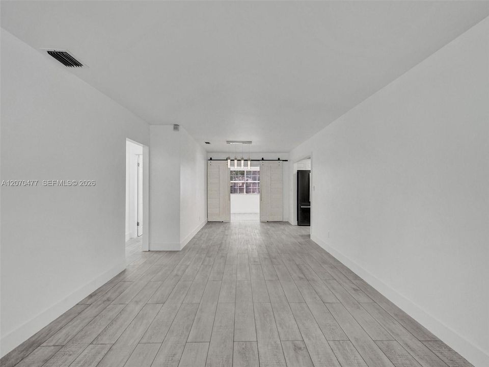 For Sale: $778,000 (2 beds, 2 baths, 1212 Square Feet)