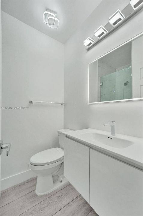 For Sale: $778,000 (2 beds, 2 baths, 1212 Square Feet)