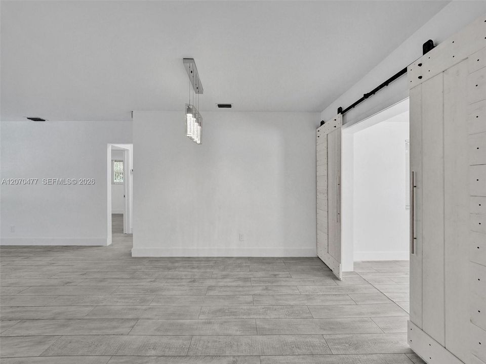 For Sale: $778,000 (2 beds, 2 baths, 1212 Square Feet)