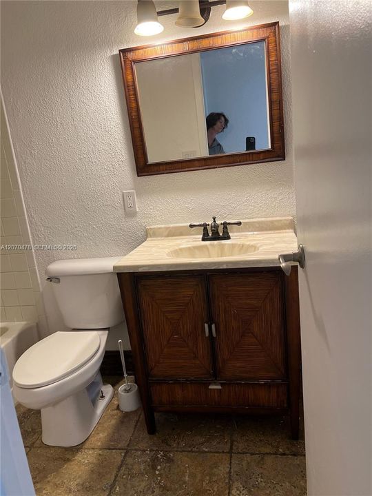 For Rent: $1,600 (1 beds, 1 baths, 785 Square Feet)