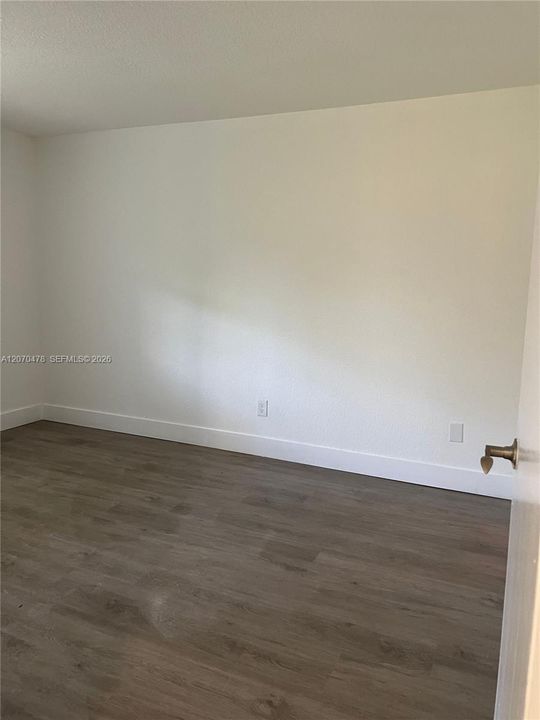 For Rent: $1,600 (1 beds, 1 baths, 785 Square Feet)