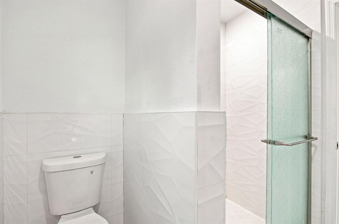 27-web-or-mls-Photo(16)-topaz