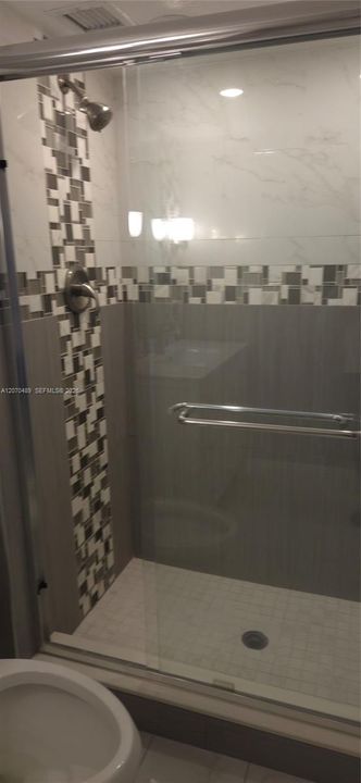 En Venta: $169,000 (2 camas, 2 baños, 1110 Pies cuadrados)