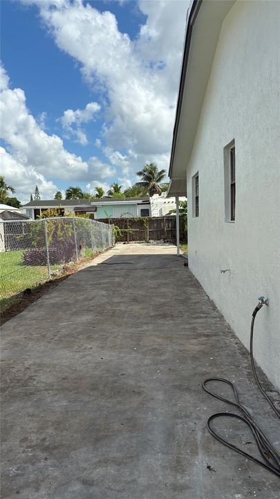 For Sale: $549,900 (4 beds, 3 baths, 1908 Square Feet)