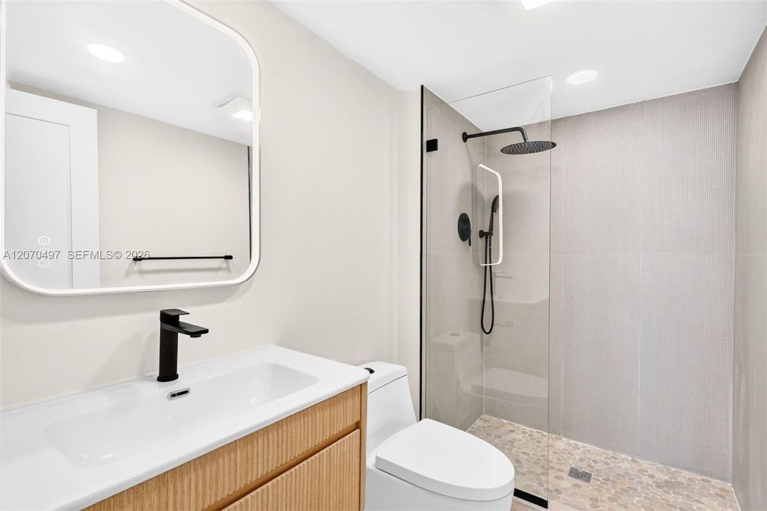 For Sale: $768,000 (2 beds, 2 baths, 1521 Square Feet)