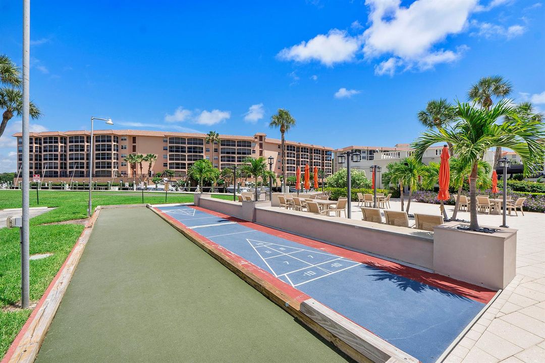 2871 N Ocean Blvd u406_074