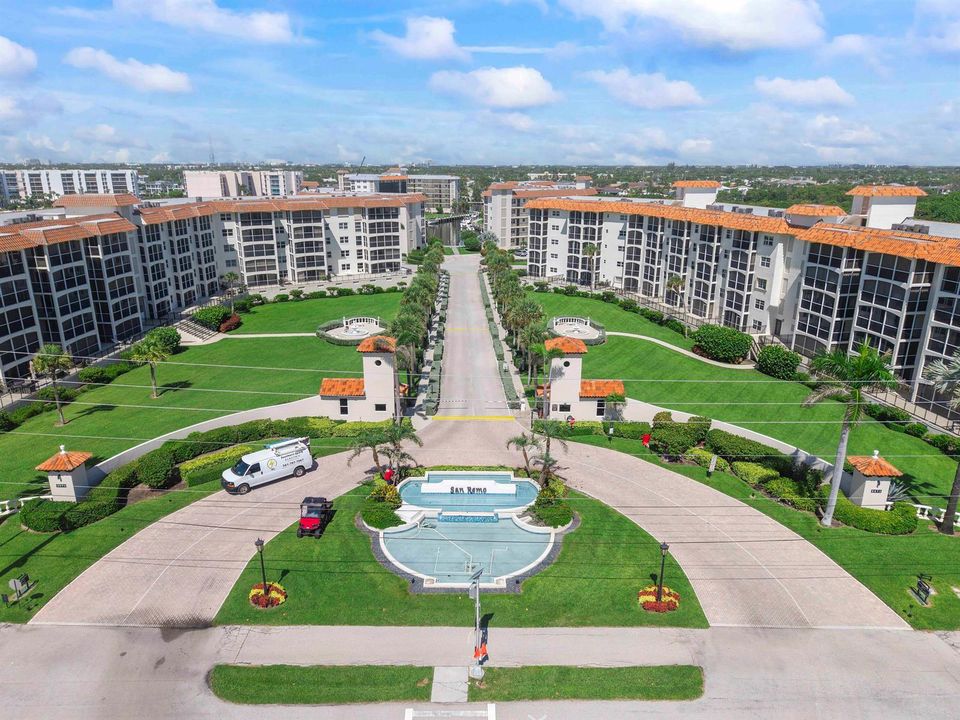 2871 N Ocean Blvd u406_012