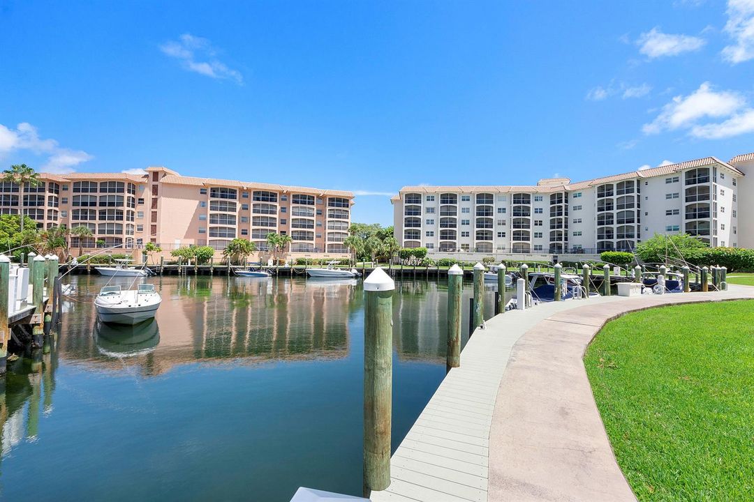2871 N Ocean Blvd u406_064