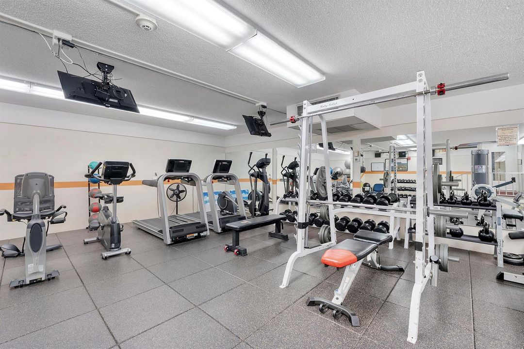2871 N Ocean Blvd u406_063