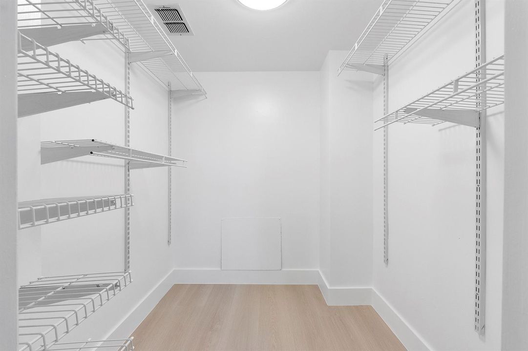 2871 N Ocean Blvd u406_034