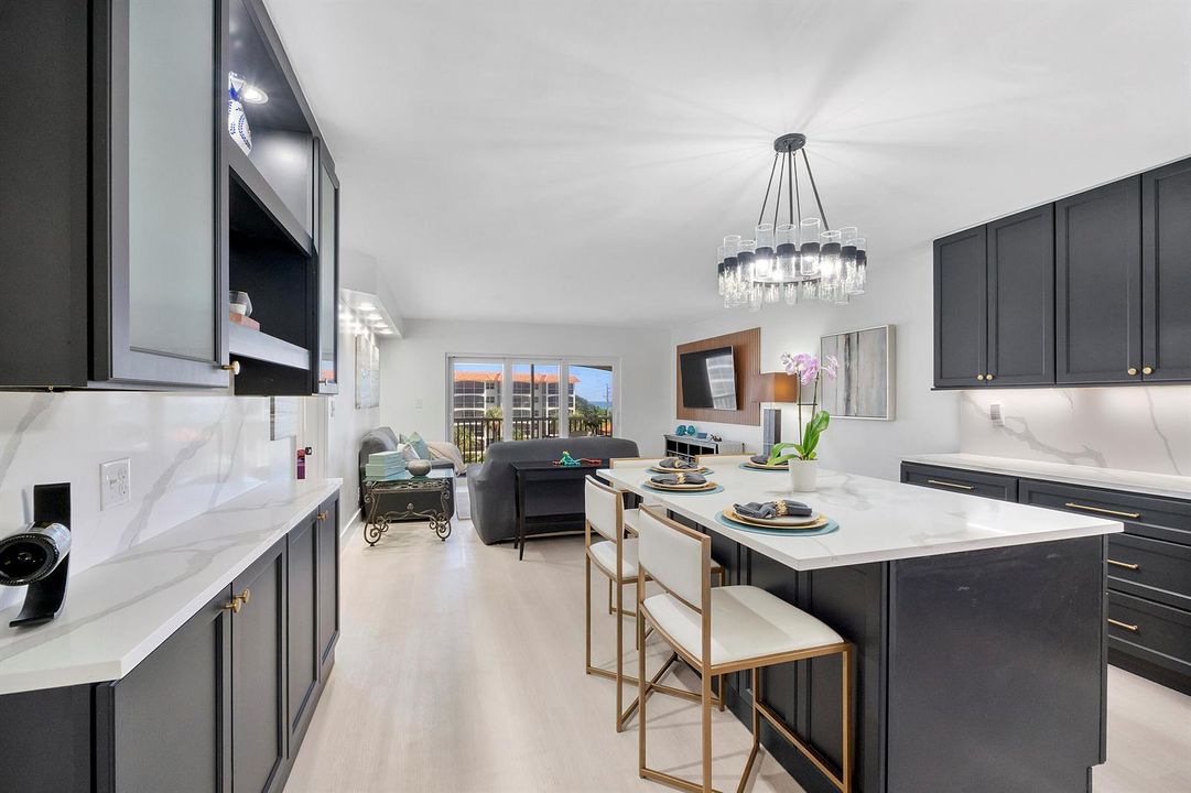 2871 N Ocean Blvd u406_037