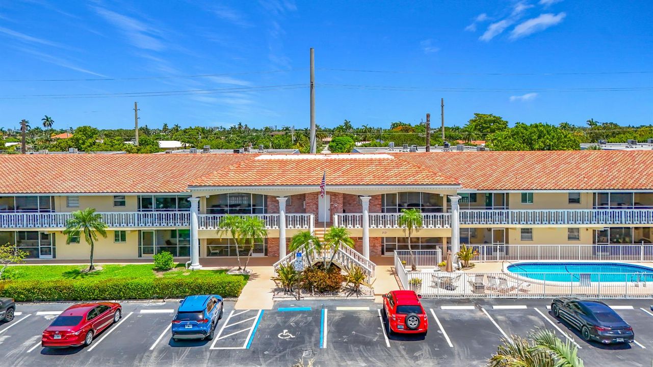 2121 NE 68th Street #109-6