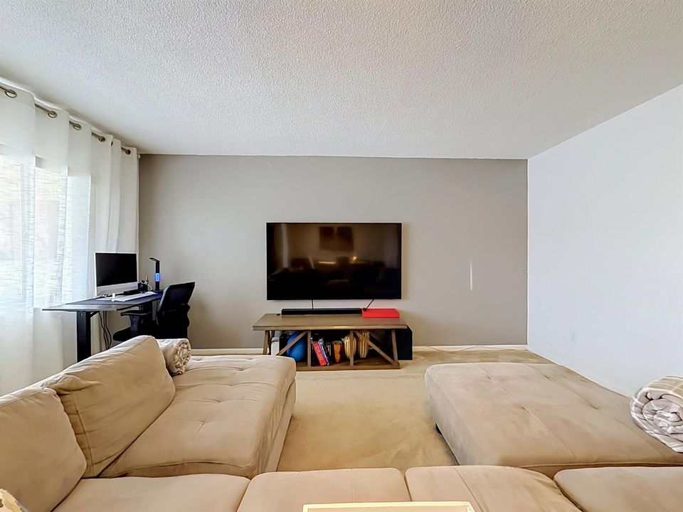 2121 NE 68th Street #109-29