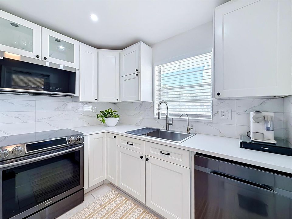 2121 NE 68th Street #109-49