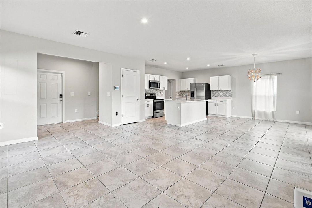 09-Property Photo 009