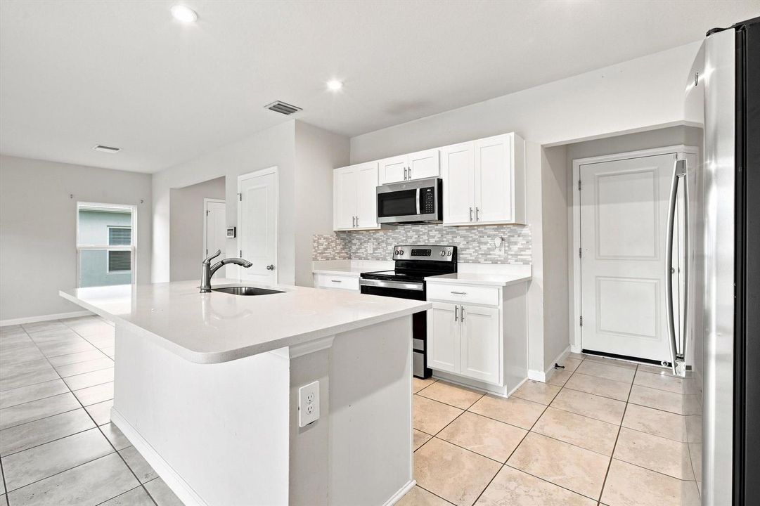 12-Property Photo 012