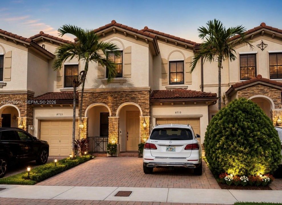 For Rent: $4,200 (4 beds, 3 baths, 1783 Square Feet)