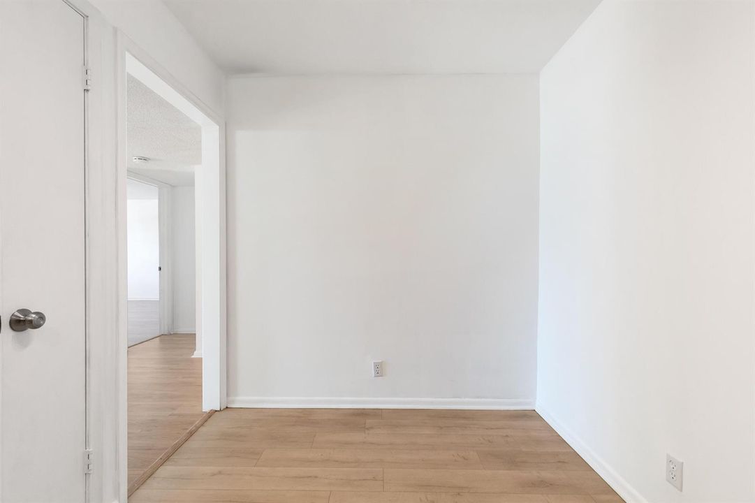 Eat in Kitchen area as-is