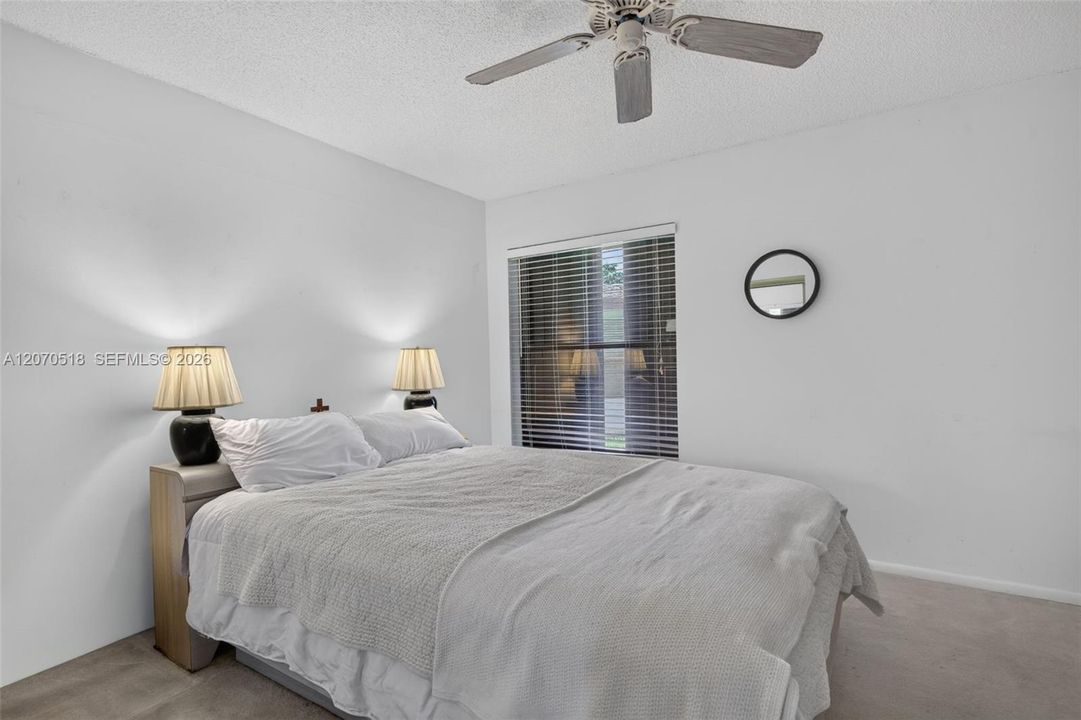 For Sale: $390,000 (2 beds, 2 baths, 1684 Square Feet)