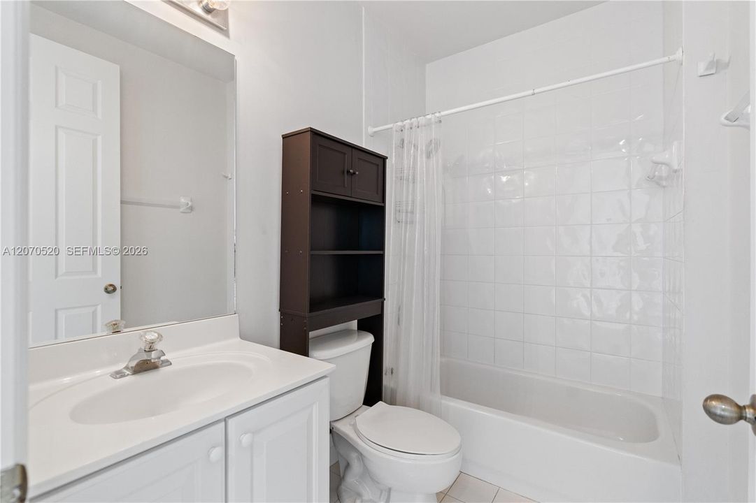 For Rent: $8,900 (5 beds, 4 baths, 4295 Square Feet)