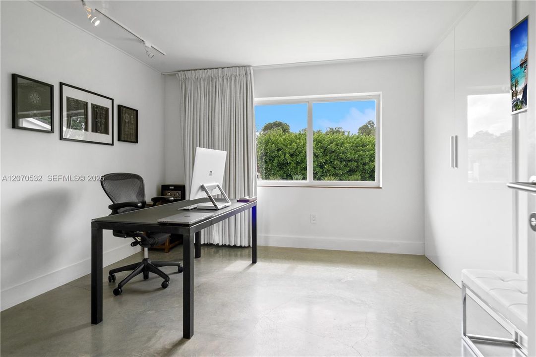 En Venta: $4,499,000 (4 camas, 5 baños, 4123 Pies cuadrados)