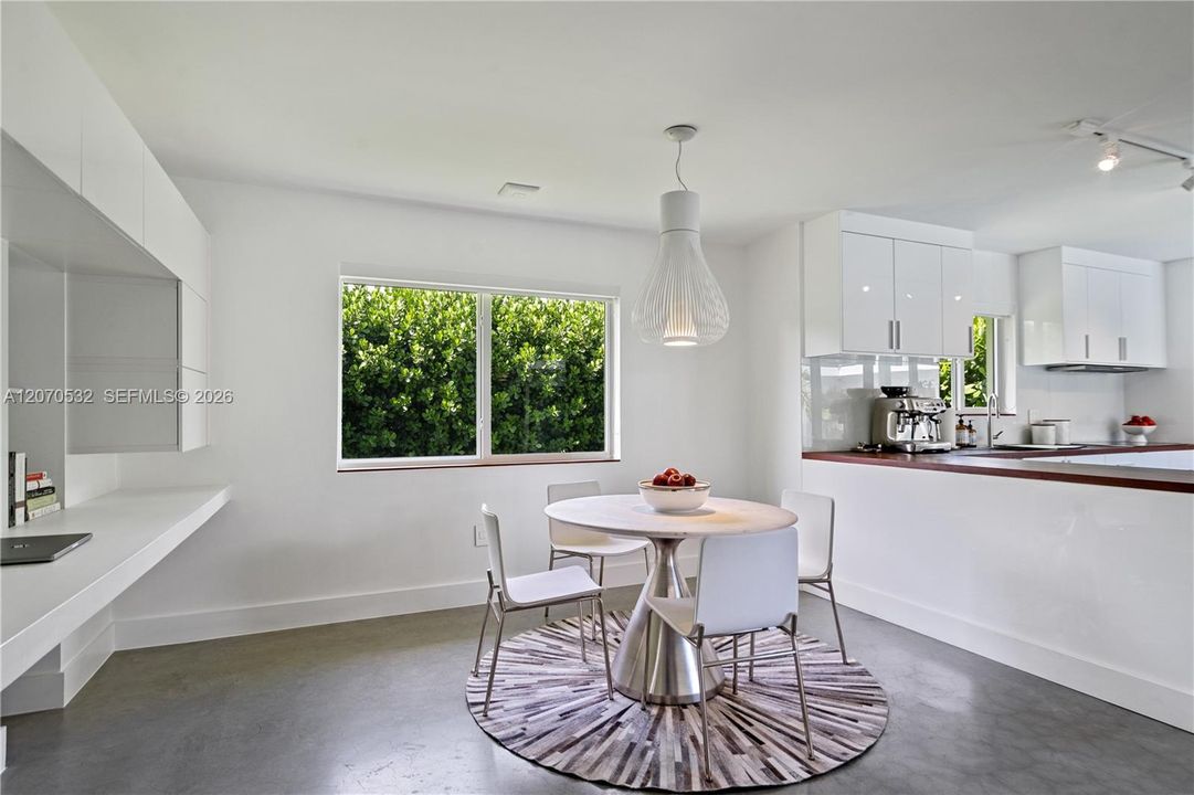 En Venta: $4,499,000 (4 camas, 5 baños, 4123 Pies cuadrados)