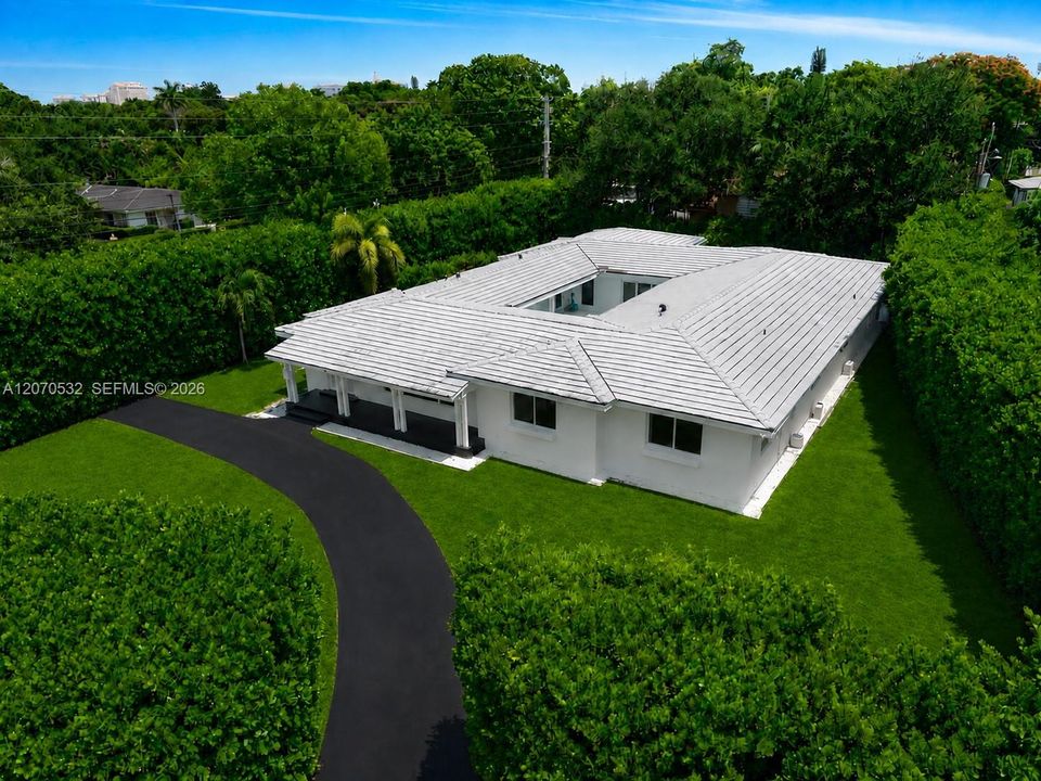 En Venta: $4,499,000 (4 camas, 5 baños, 4123 Pies cuadrados)