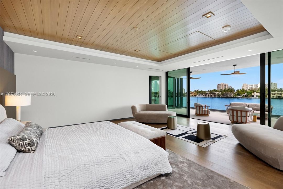 For Sale: $26,500,000 (7 beds, 10 baths, 10400 Square Feet)