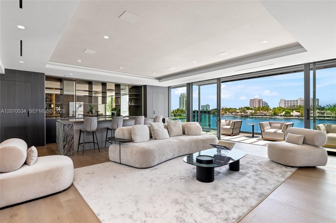 For Sale: $26,500,000 (7 beds, 10 baths, 10400 Square Feet)