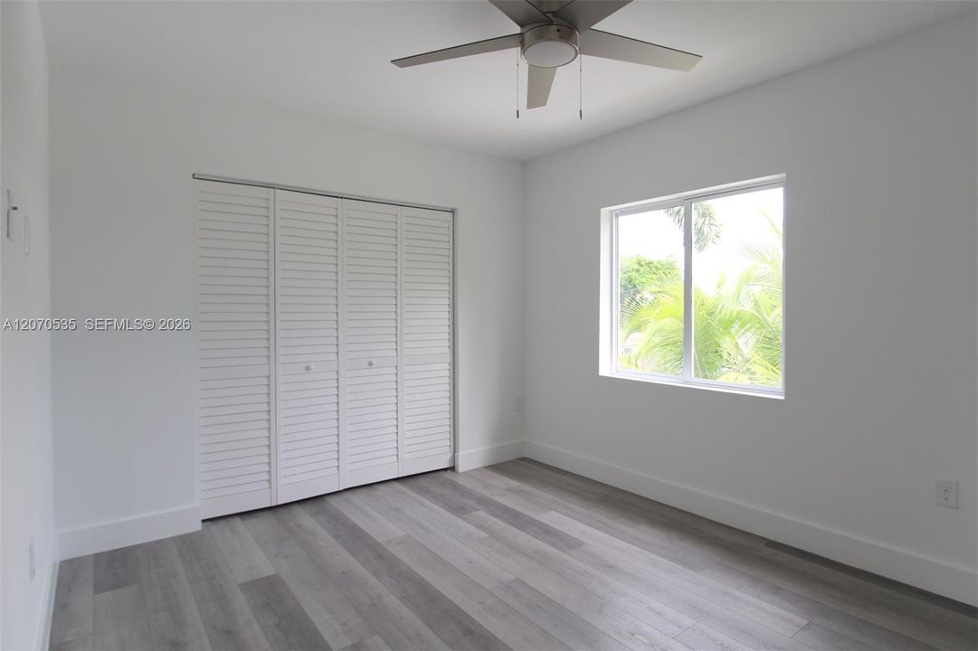 For Rent: $3,200 (4 beds, 2 baths, 1670 Square Feet)
