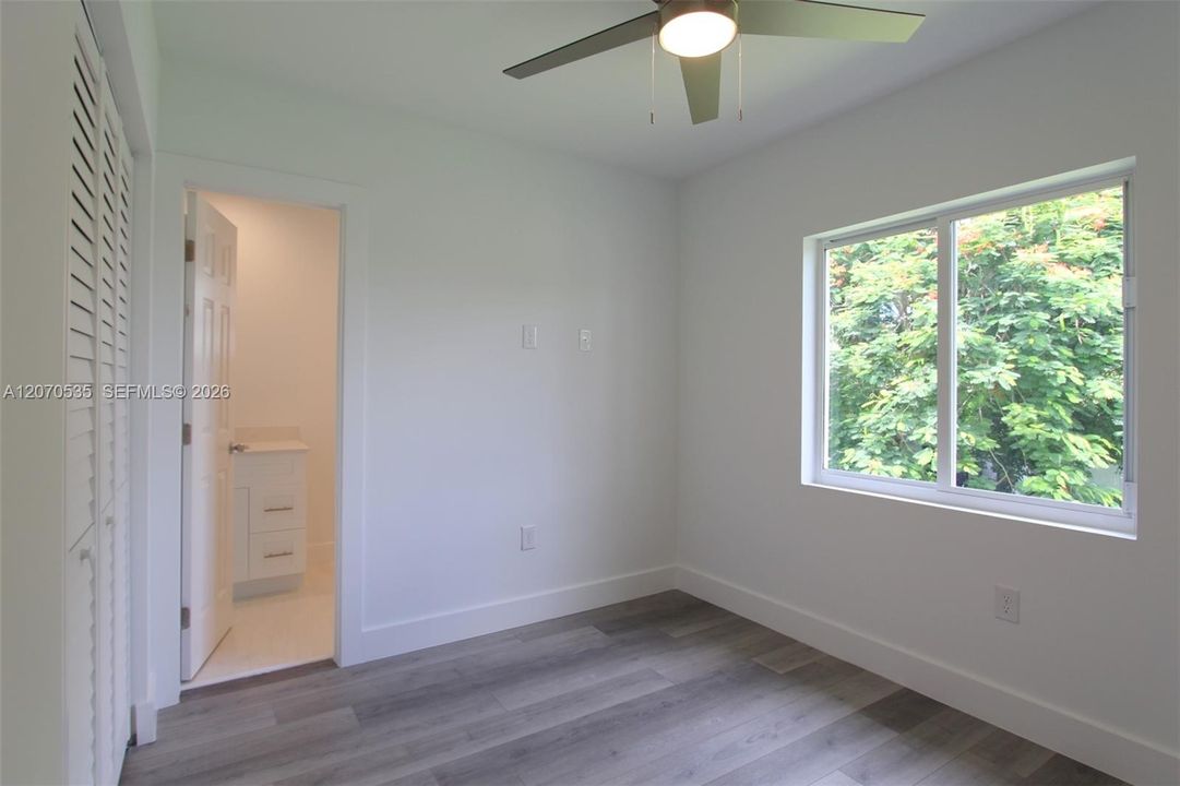 For Rent: $3,200 (4 beds, 2 baths, 1670 Square Feet)