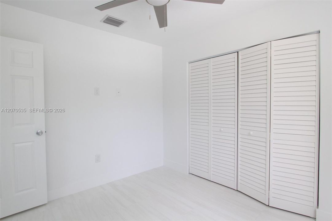 For Rent: $3,200 (4 beds, 2 baths, 1670 Square Feet)