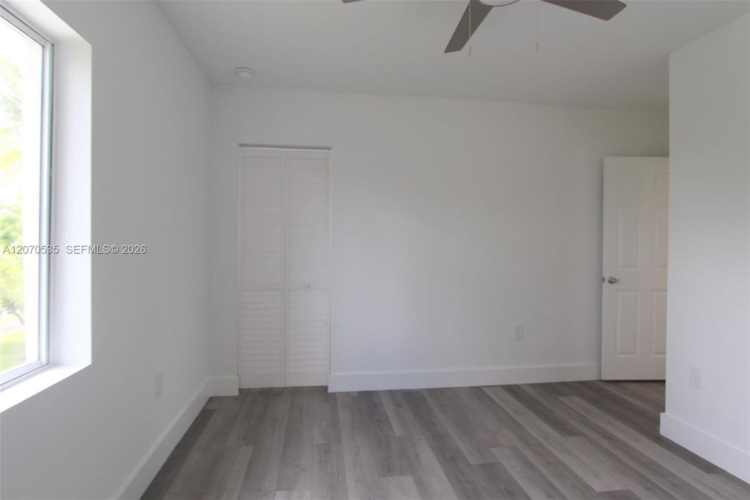 For Rent: $3,200 (4 beds, 2 baths, 1670 Square Feet)