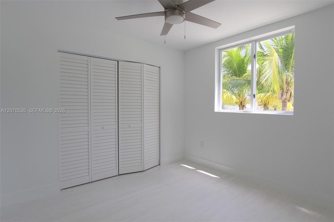 For Rent: $3,200 (4 beds, 2 baths, 1670 Square Feet)