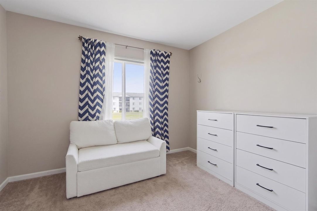 1013_Green_Pine_Boulevard_Westroom