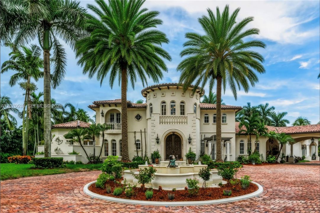 For Sale: $5,500,000 (6 beds, 5 baths, 9264 Square Feet)