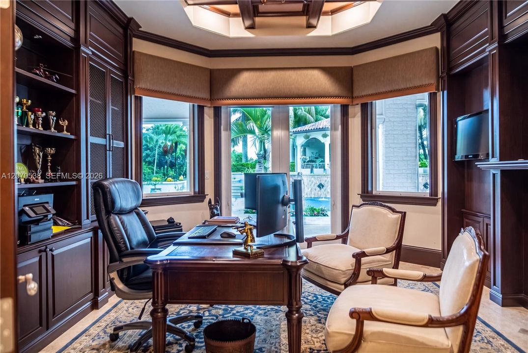 For Sale: $5,500,000 (6 beds, 5 baths, 9264 Square Feet)