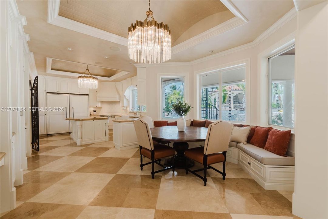For Sale: $5,500,000 (6 beds, 5 baths, 9264 Square Feet)