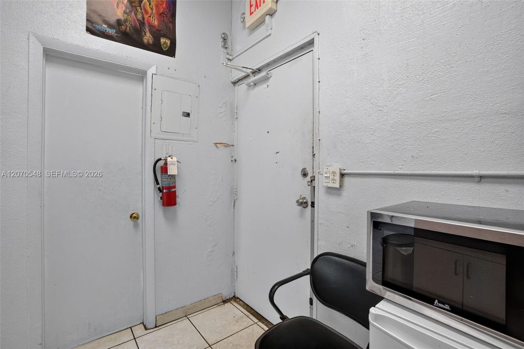 待售: $65,000 (0 贝兹, 0 浴室, 0 平方英尺)