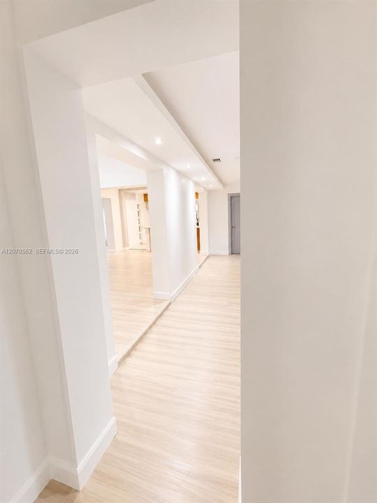 For Rent: $11,500 (3 beds, 2 baths, 2498 Square Feet)