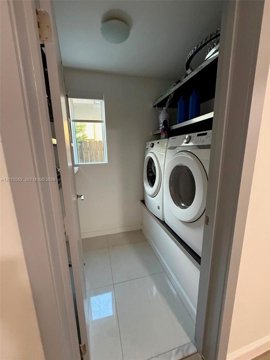For Rent: $11,500 (3 beds, 2 baths, 2498 Square Feet)